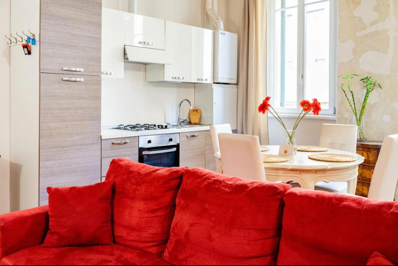 Magnolia Home - Piazza Delle Erbe Verona Exteriör bild