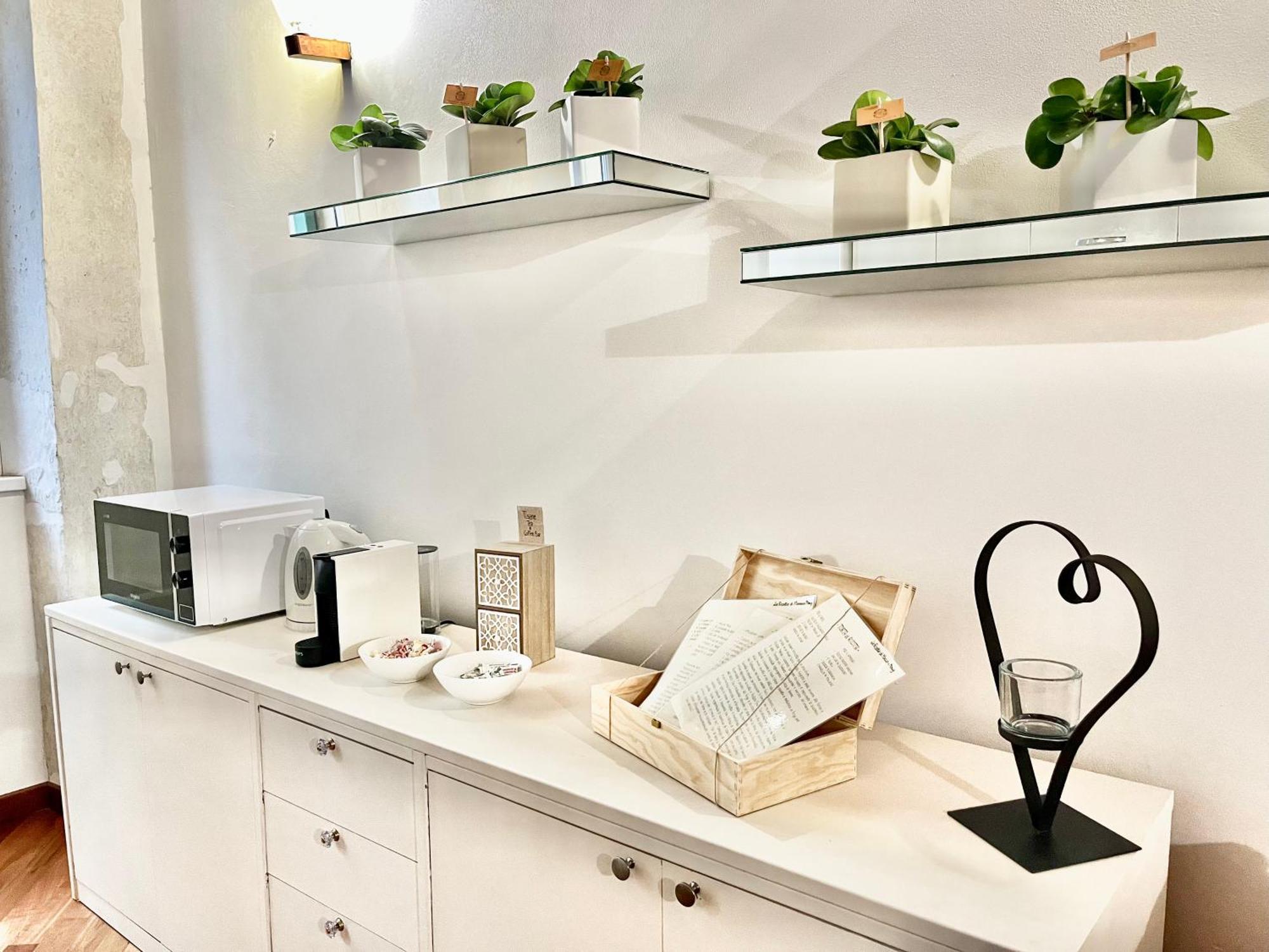 Magnolia Home - Piazza Delle Erbe Verona Exteriör bild